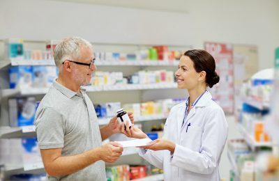 What Does a Pharmacy Assistant Do?